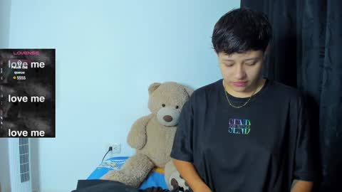 Violet and Casper online show from 12.21.24