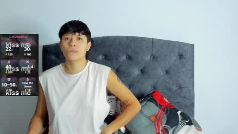 Violet and Casper online show from 01.26.25