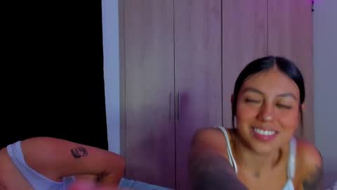 Violet and Casper online show from 02.19.25