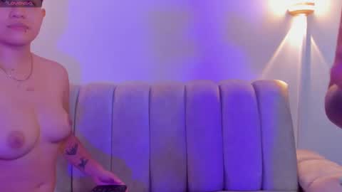 Violet and Casper online show from 09.25.25