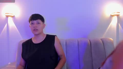 Violet and Casper online show from 09.29.25