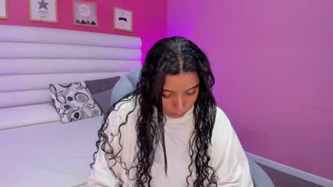 violet_sinclair online show from 04.23.26