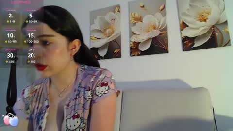 violet_tay1 online show from 11.13.25