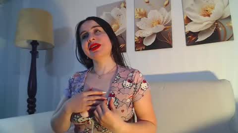 violet_tay1 online show from 11.20.25