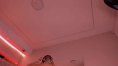 Violeta  online show from 09.13.25