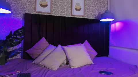 Violeta  online show from 09.22.25