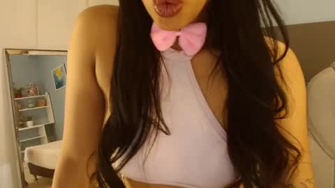 Violeta leon online show from 10.13.25