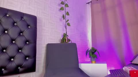 violeta  online show from 04.01.26