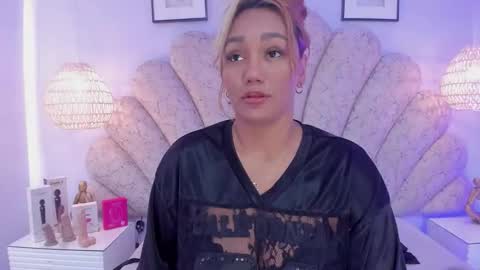 violeta_medina online show from 12.19.25