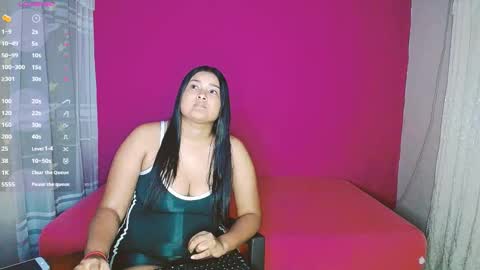 Snapshot of violeta_rouses chatting on 02.23.25 violeta_rouses online show from 02.23.25