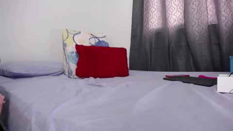 Snapshot of violeta_sorachi chatting on 11.15.25 VIOLETA SORACHI online show from 11.15.25