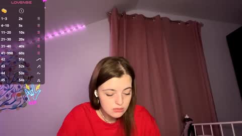 Snapshot of violetamelia chatting on 05.11.26 Eva online show from 05.11.26