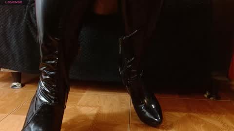 Violeta  morrison online show from 11.15.25