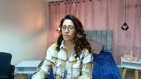 Snapshot of violetascott_ chatting on 01.30.25 VIOLETA online show from 01.30.25