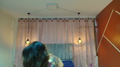 Snapshot of violetascott_ chatting on 09.20.25 VIOLETA online show from 09.20.25