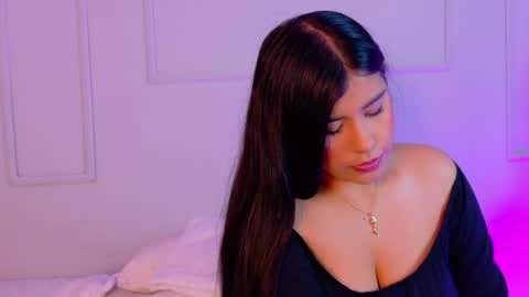 Violet online show from 05.18.26