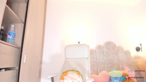 Snapshot of violeth___ chatting on 02.07.25 violeth___ online show from 02.07.25