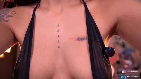 Snapshot of violeth___ chatting on 11.13.25 violeth___ online show from 11.13.25