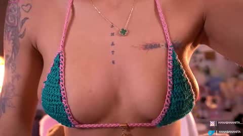 Snapshot of violeth___ chatting on 11.20.25 violeth___ online show from 11.20.25