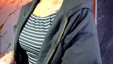 violeth_b online show from 10.27.25