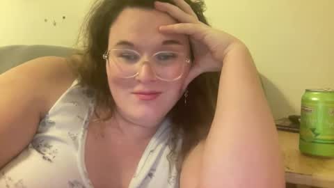 Snapshot of violetlyhappy chatting on 11.27.25 violetlyhappy online show from 11.27.25