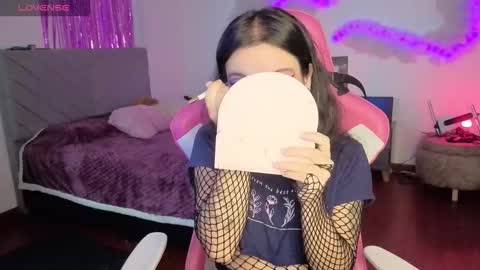 Snapshot of violetqs chatting on 01.13.26 online show from 01.13.26