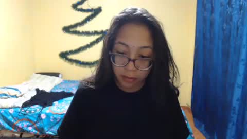 Snapshot of violetsexhot999 chatting on 12.31.24 Violet777 online show from 12.31.24