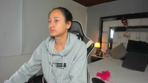 violetskinny online show from 01.05.26