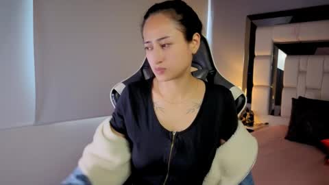 violetskinny online show from 02.20.26