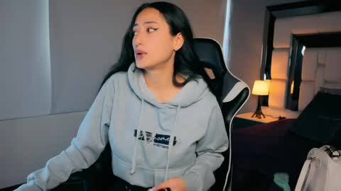 violetskinny online show from 04.12.26