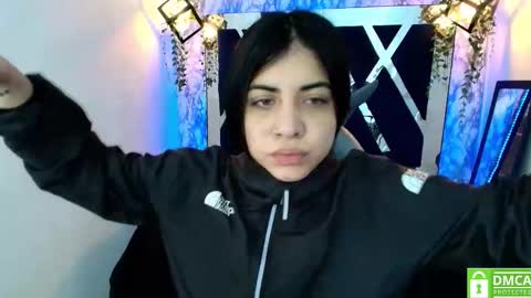 Snapshot of violetsmith_3 chatting on 12.14.25 Violeta online show from 12.14.25