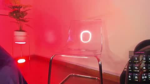 Snapshot of violett__sinclair1 chatting on 11.04.25 Violett online show from 11.04.25