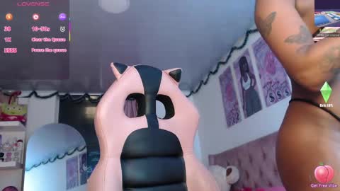 violett_brown9 online show from 04.14.26