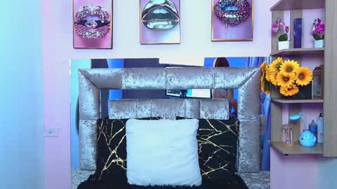 Violeta froz online show from 10.24.25