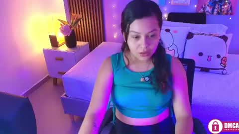 Snapshot of violetta_allen chatting on 07.24.26 VIOLETA online show from 07.24.26