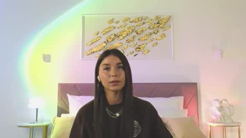 violetta_finch online show from 10.12.25
