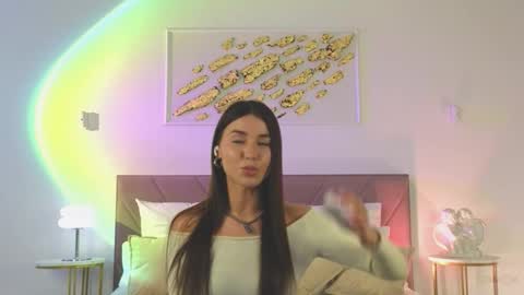 violetta_finch online show from 10.17.25
