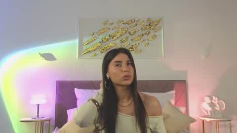 Snapshot of violetta_finch chatting on 11.28.25 violetta_finch online show from 11.28.25