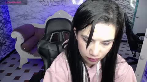 Violetta  online show from 02.27.25