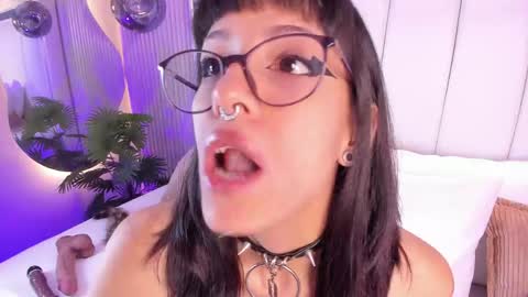 violettacolinss online show from 05.21.26