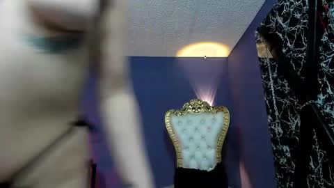 Violetta  online show from 10.26.25