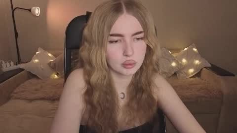 ViolettaOtis online show from 02.23.26