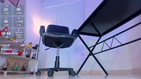 CALL ME TATIANA online show from 02.18.25