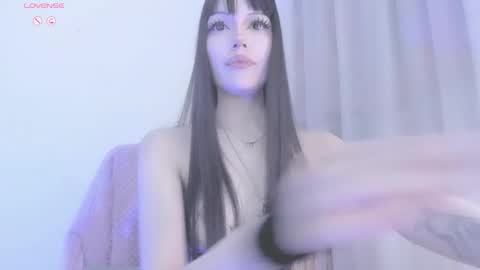 Violett online show from 10.18.25