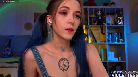 Vi  Best on my Fansly  online show from 02.19.26