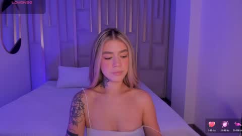 Violett  online show from 04.25.26