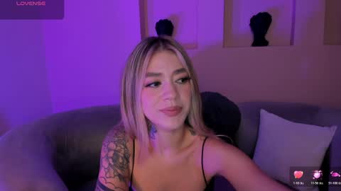 Violett  online show from 05.02.26