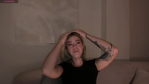 Violett  online show from 05.18.26
