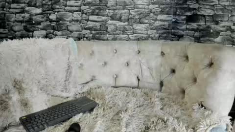 violetwinters_ online show from 05.04.26