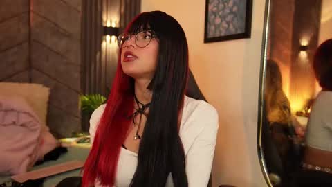 viollettebylyly online show from 09.25.25